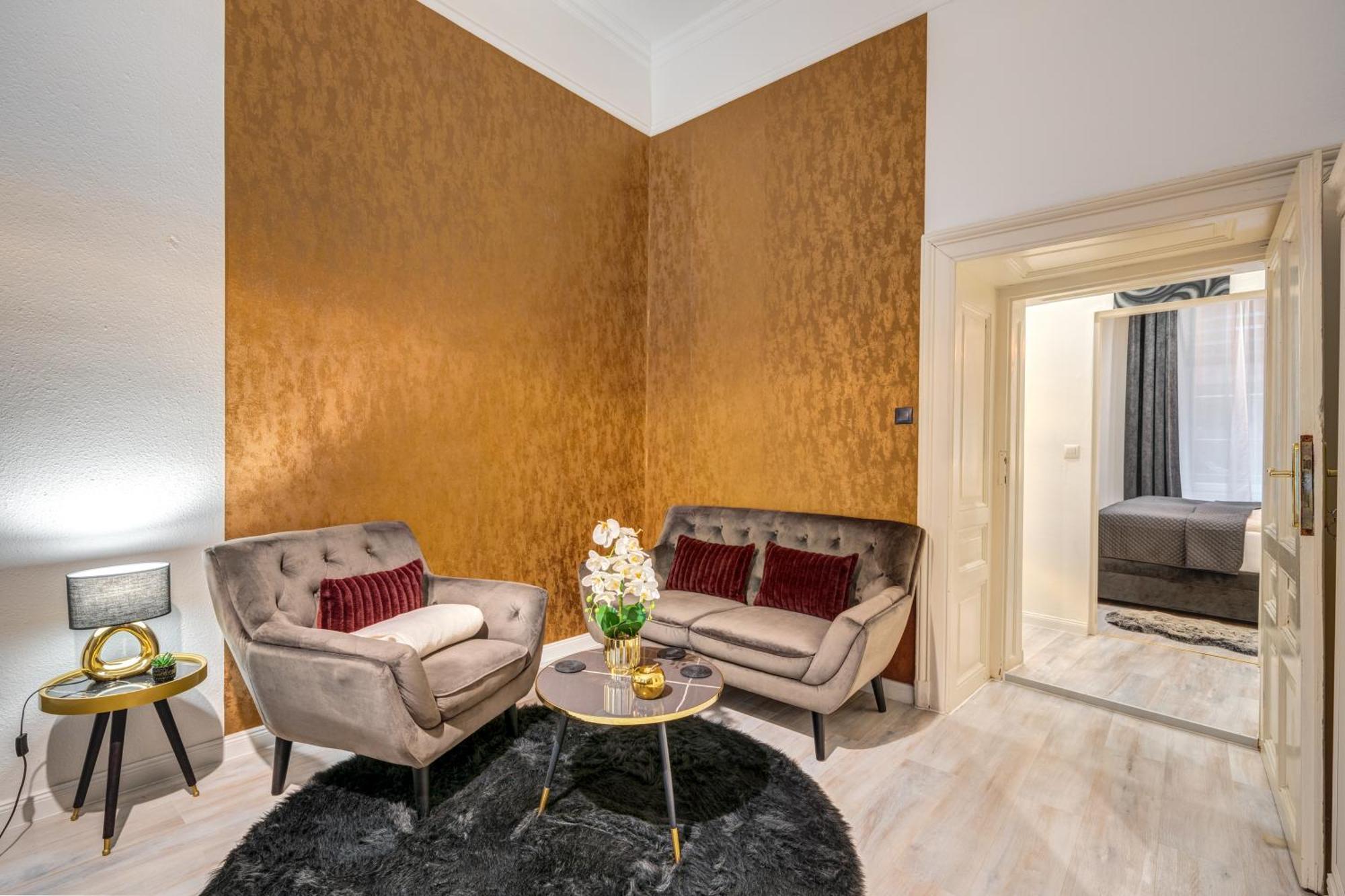 Apartamento Sweet Dreams At Opera House Downtown Budapest Exterior foto